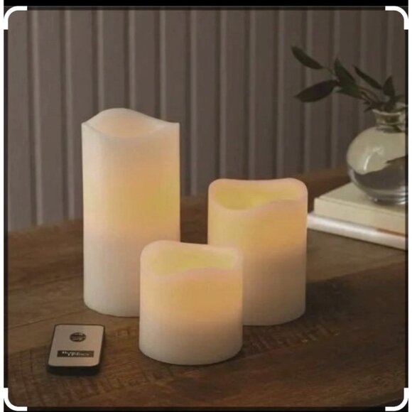 Elegant Fitz and Floyd LED Candle Set - Real Wax Remote Control Flickering Light - Picture 2 of 2